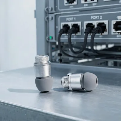 earplugs